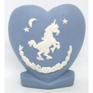 Artmark Accents White Unicorn on Blue Heart Vase
